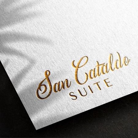 San Cataldo Suite Bagian luar foto