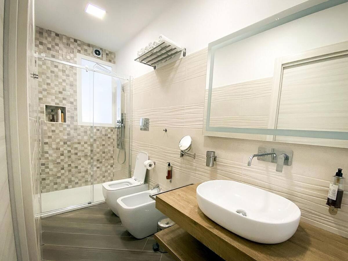 San Cataldo Suite Bagian luar foto